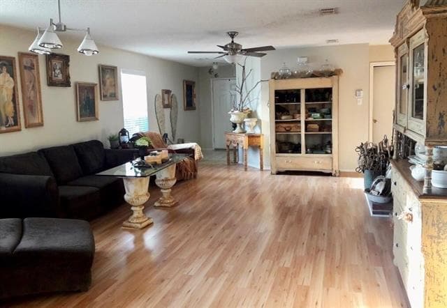 Building Photo - 2508 Lake Meadow Dr