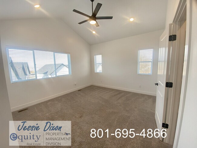 Building Photo - 59 E Vantage Dr