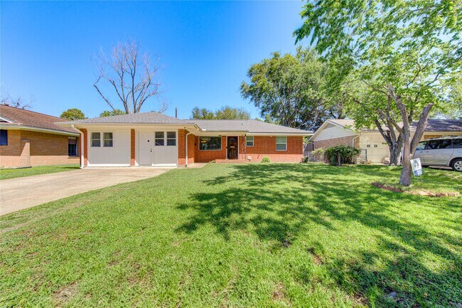 Foto del edificio - 4538 Warm Springs Rd