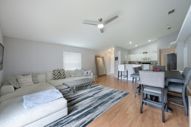 Foto del edificio - 131 Pennock Landing Cir