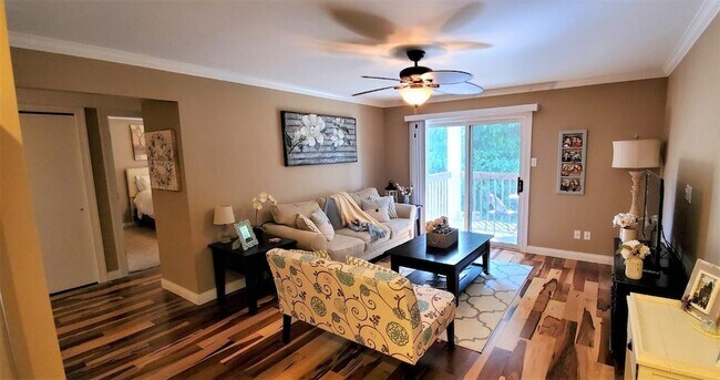 Foto del edificio - 986 Millpond Rd