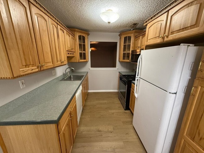 Building Photo - Beautiful 2-Bedroom, 1.5-Bath Home for Rent in Sewell, NJ
