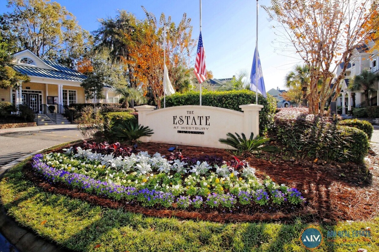 Foto principal - Third-Floor 2BR/2BA Condo – The Estates at...