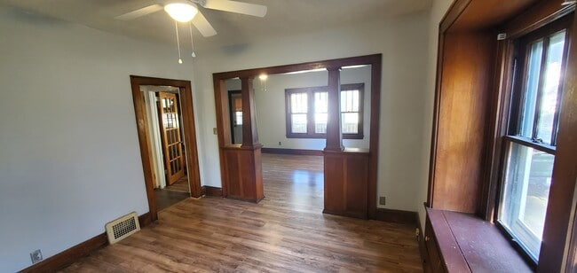 Building Photo - 710 Morgan Ave