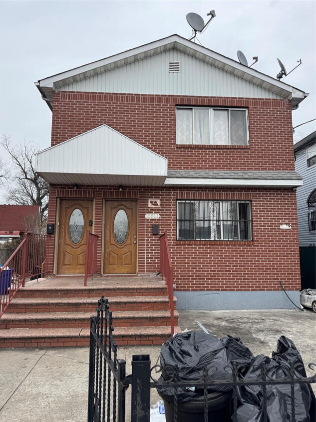 Foto principal - 105-11 169th St