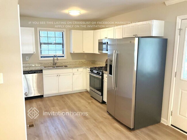 Foto del edificio - 2811 Dunwood Ln