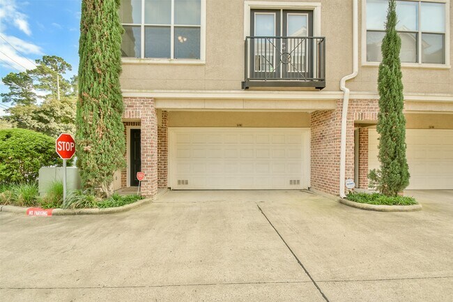 Building Photo - 12707 Boheme Dr
