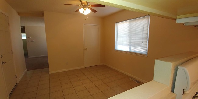 Building Photo - 6385 Tupelo Dr