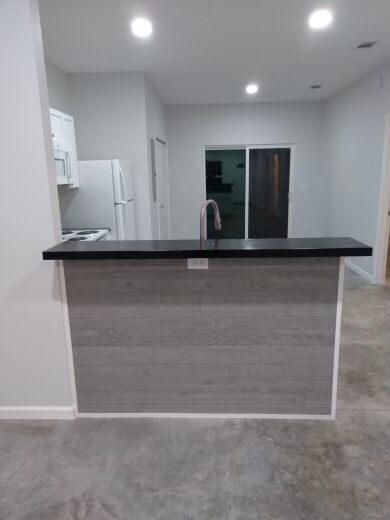 Foto del edificio - 3623 Tanner Ln