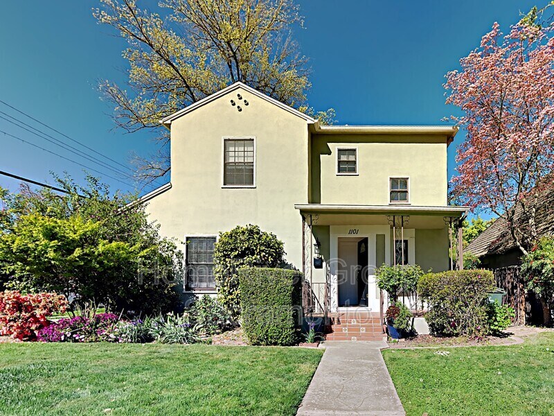 Primary Photo - 1101 Robertson Way
