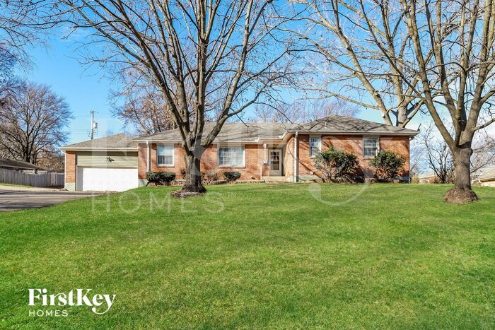 Primary Photo - 3232 Shady Bend Dr