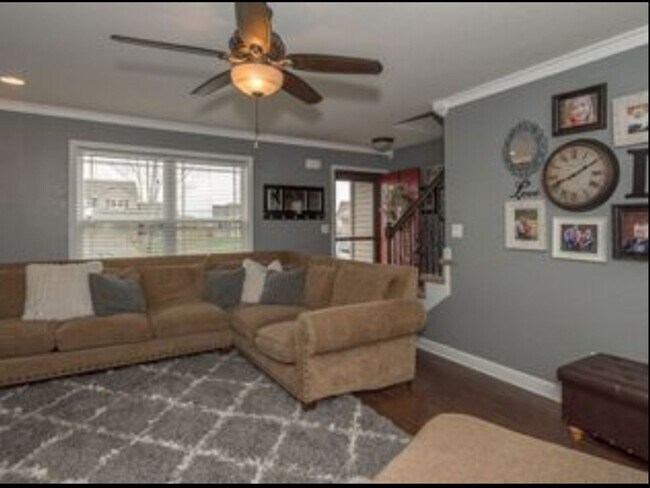 Foto del edificio - 4 Bedroom 2.5 bath Single Family Home in W...