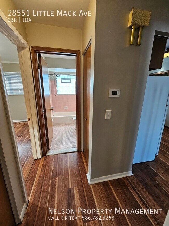 28551 Little Mack Ave, St. Clair Shores, MI 48081 Room for Rent in St