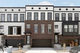 Building Photo - 9735 Junction Sta
