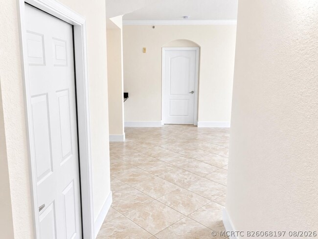Building Photo - 11026 Legacy Dr