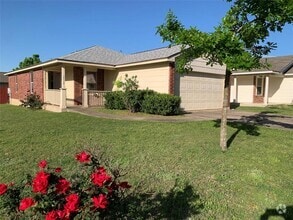 Building Photo - 12415 Jamie Dr