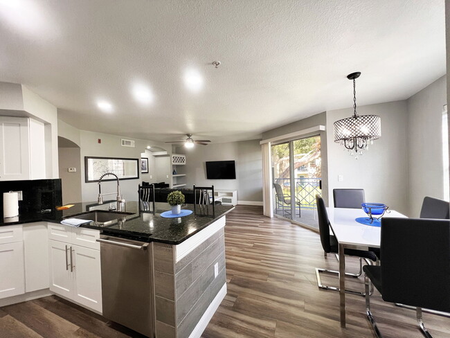 Foto del edificio - 7280 Westpointe Blvd