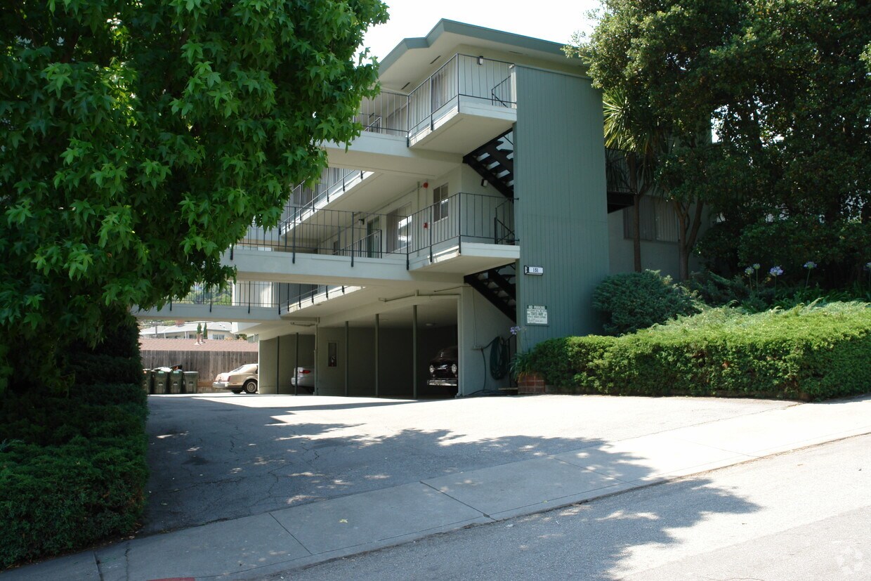 Building Photo - 151 Irene Ct