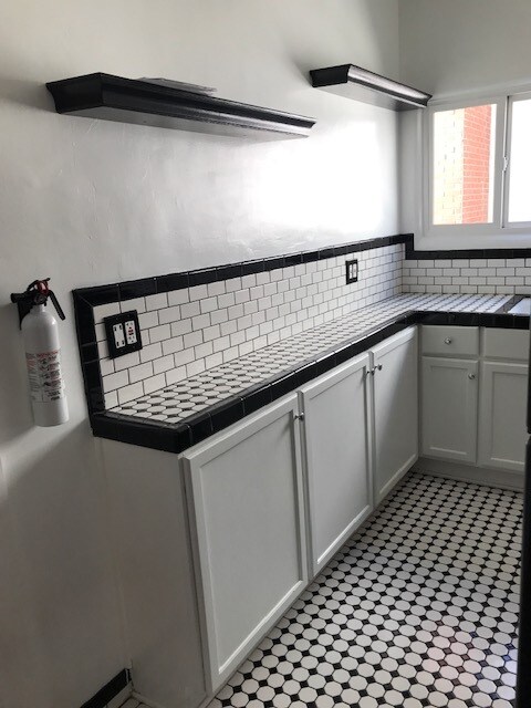 Foto del edificio - 620 E Maple St