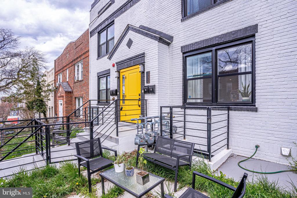 Foto principal - 1230 Queen St NE