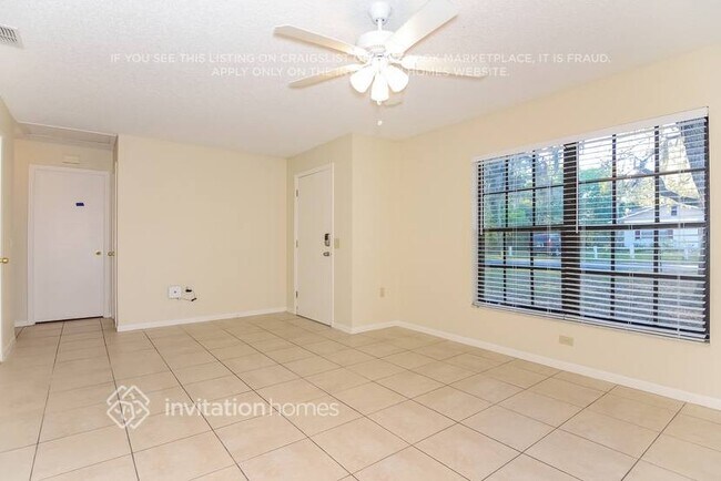 Foto del edificio - 11130 Stafford Ln