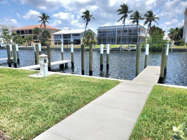 Building Photo - 1620 Seahaven Dr
