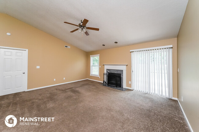 Building Photo - 4611 Lunenburg Dr