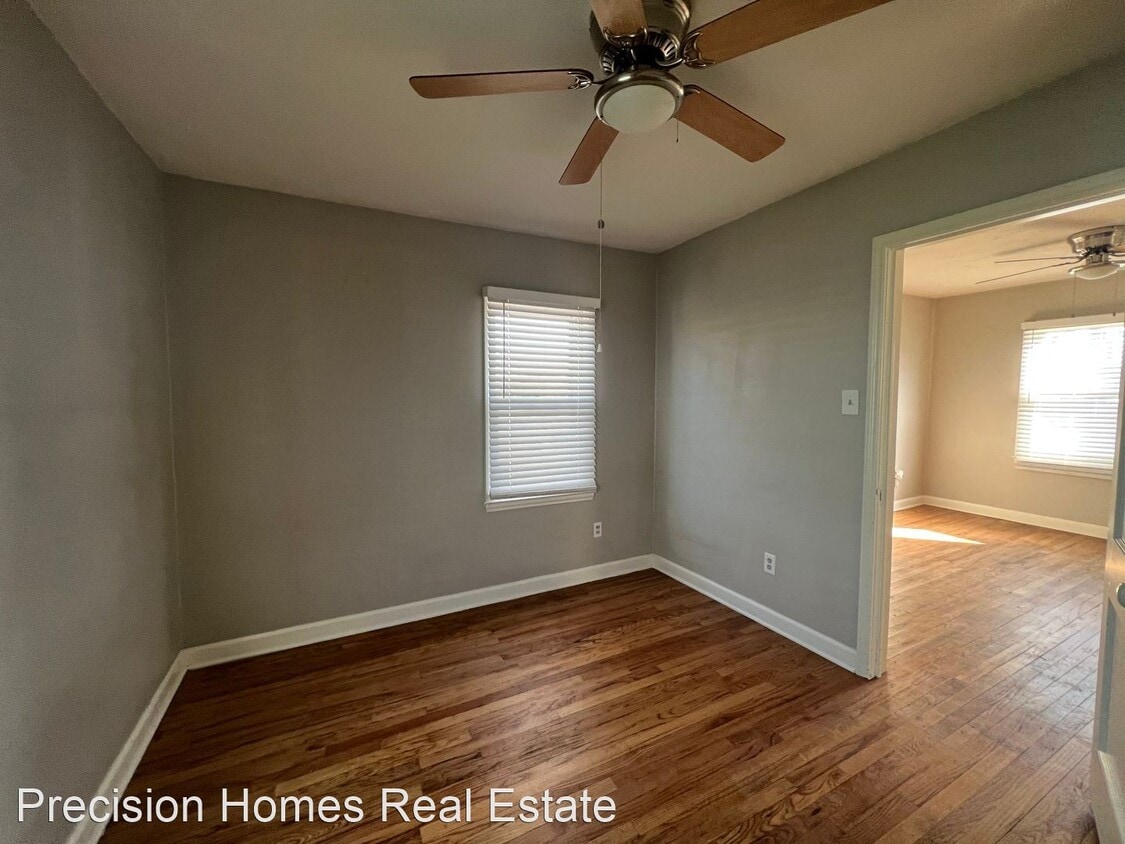 Building Photo - 1 br, 1 bath House - 109 N Division Ave