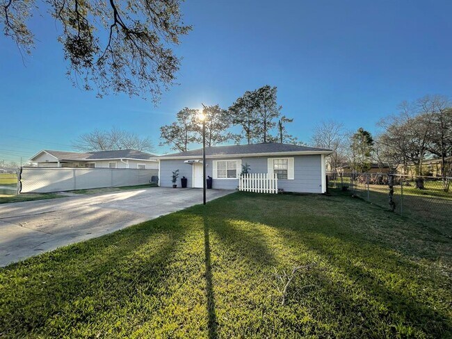 Foto del edificio - 3806 Kansas Ave