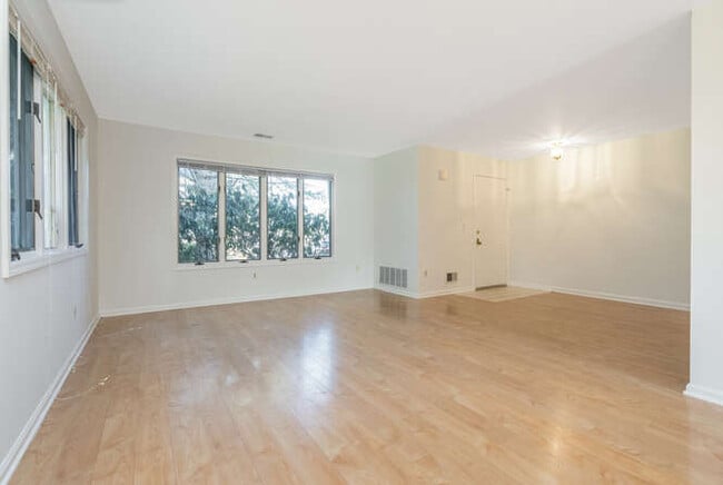 Foto del edificio - 41 Troon Terrace