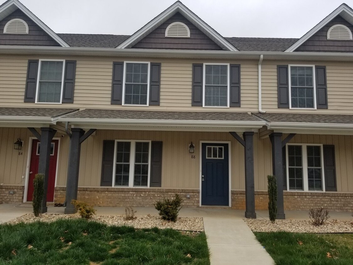 Primary Photo - 3 BR, 3 BA - Tavern Grove