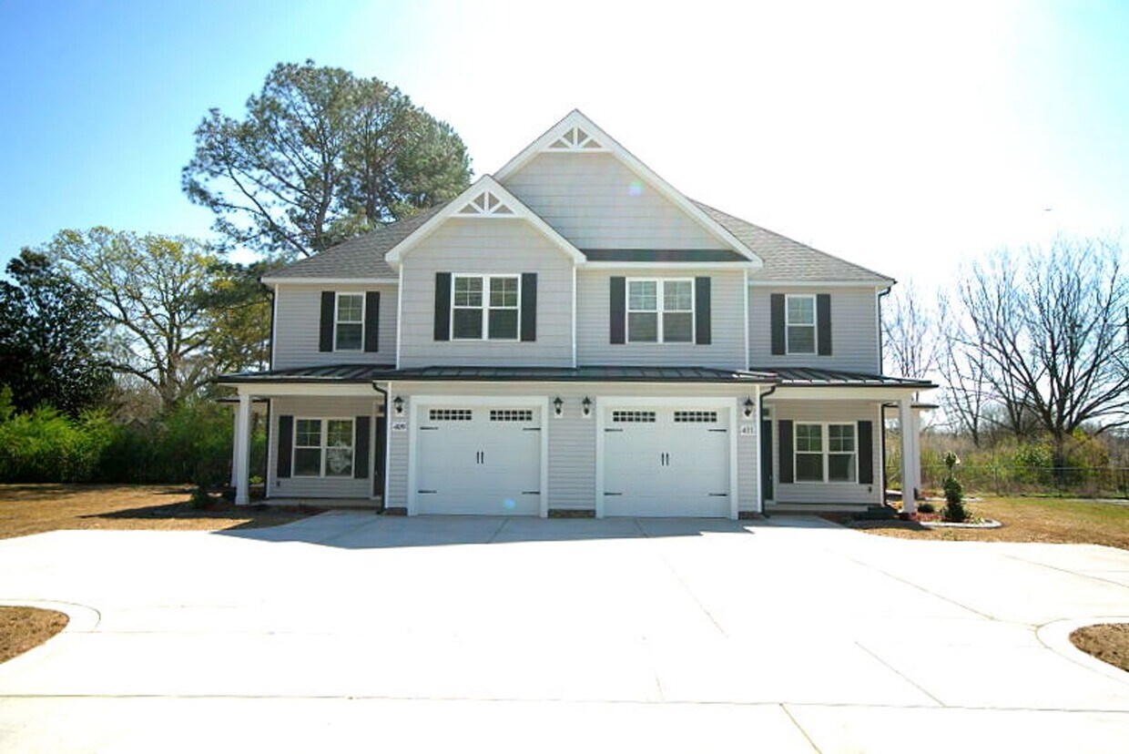 Primary Photo - 409 South Church St Princeton NC 27569