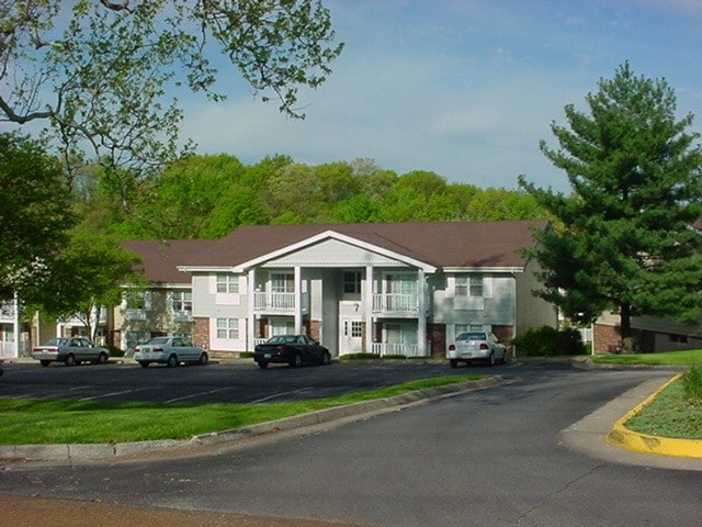 Building Photo - Ashland Manor Apartments & Townhouses