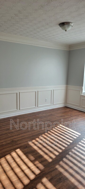 Foto del edificio - 2440 Wood Bend Ln