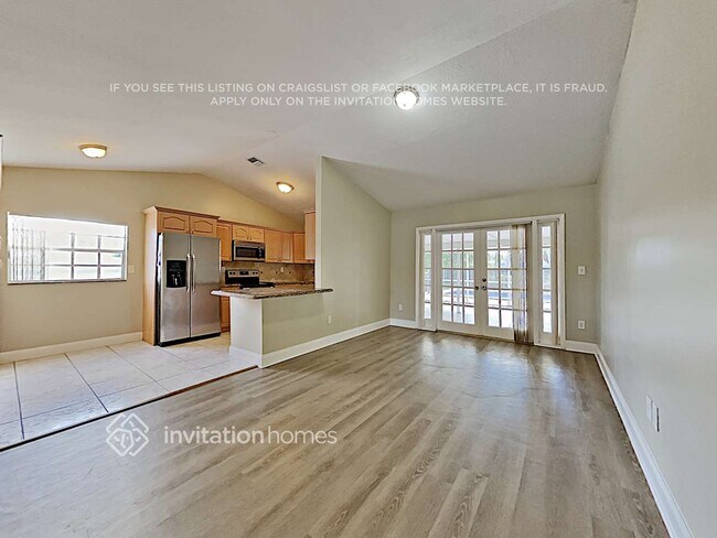 Building Photo - 10105 SW 141st Ct