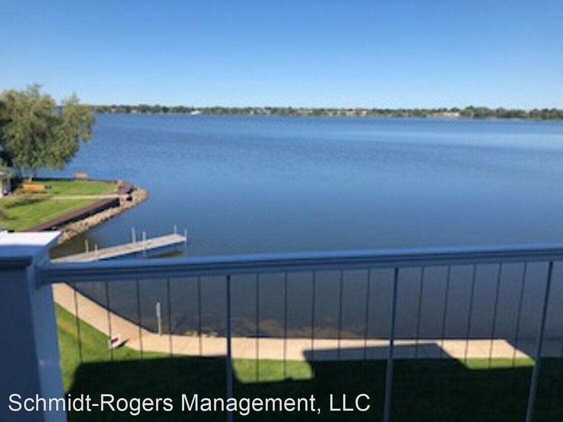 Foto principal - 3 br, 2 bath House - 660 S Lake Street #30