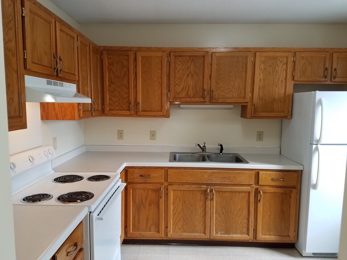 221 Riverside Ave S, Sartell, MN 56377 Townhome Rentals in Sartell MN