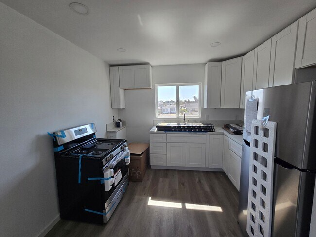 Building Photo - 2545 Fairmount Ave