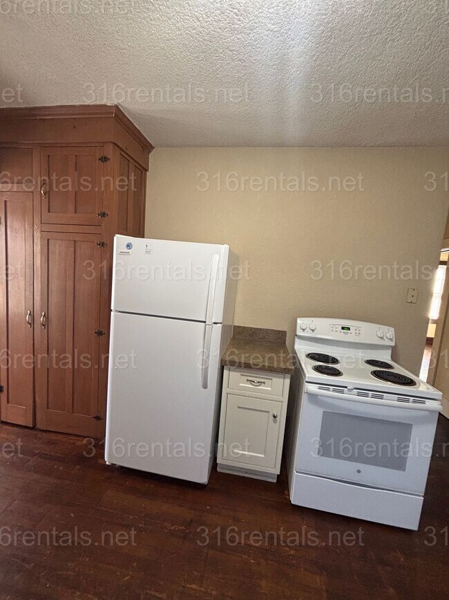 Foto del edificio - Rental Available NOW!