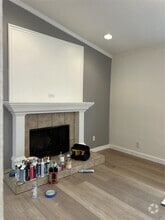 Building Photo - 1702 Royal Hill Dr