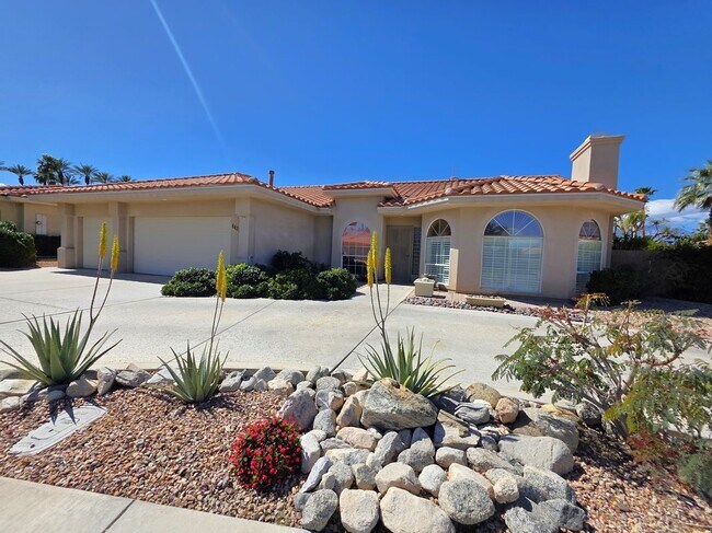 Building Photo - 44251 Hazel Canyon Ln