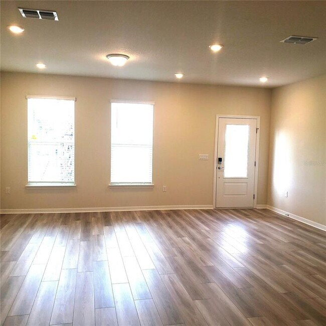 Foto del edificio - 6316 Tabebuia Pkwy