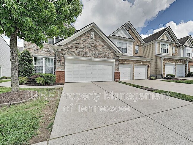 Foto del edificio - 418 Lazy Creek Ln