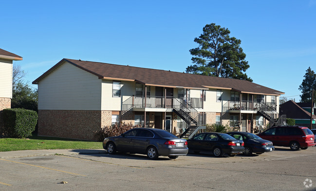 Building Photo - Willis South Apartments