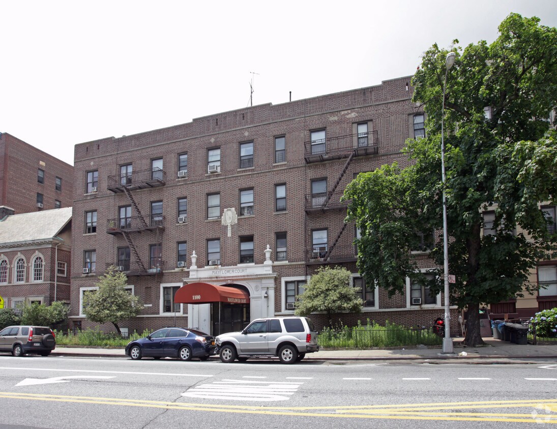 Foto del edificio - Mayflower Court