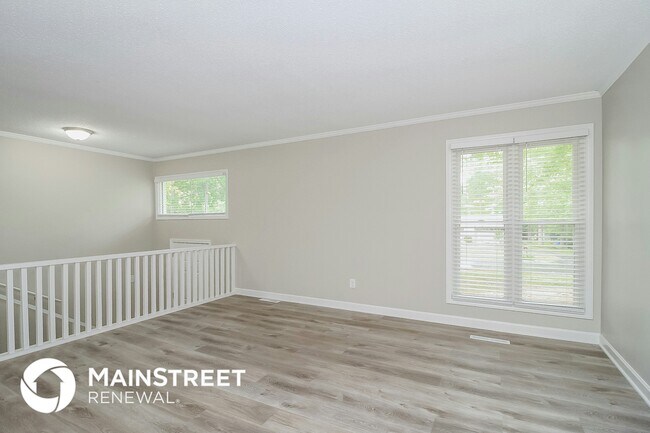 Building Photo - 1109 Village Oak Dr NW