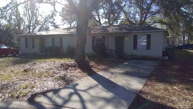 Building Photo - 912 Calhoun Ave