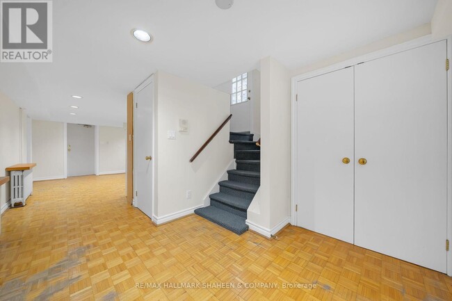 Building Photo - 12 Foxbar Rd