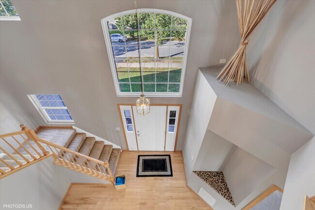 Foto del edificio - 24525 Champion Dr