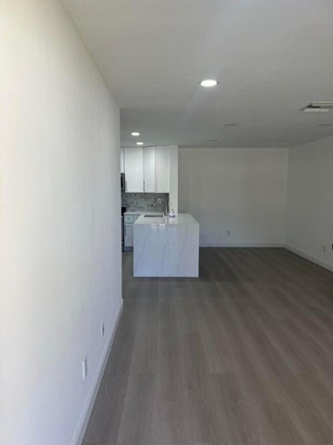 Foto del edificio - 6063 10th Ave N